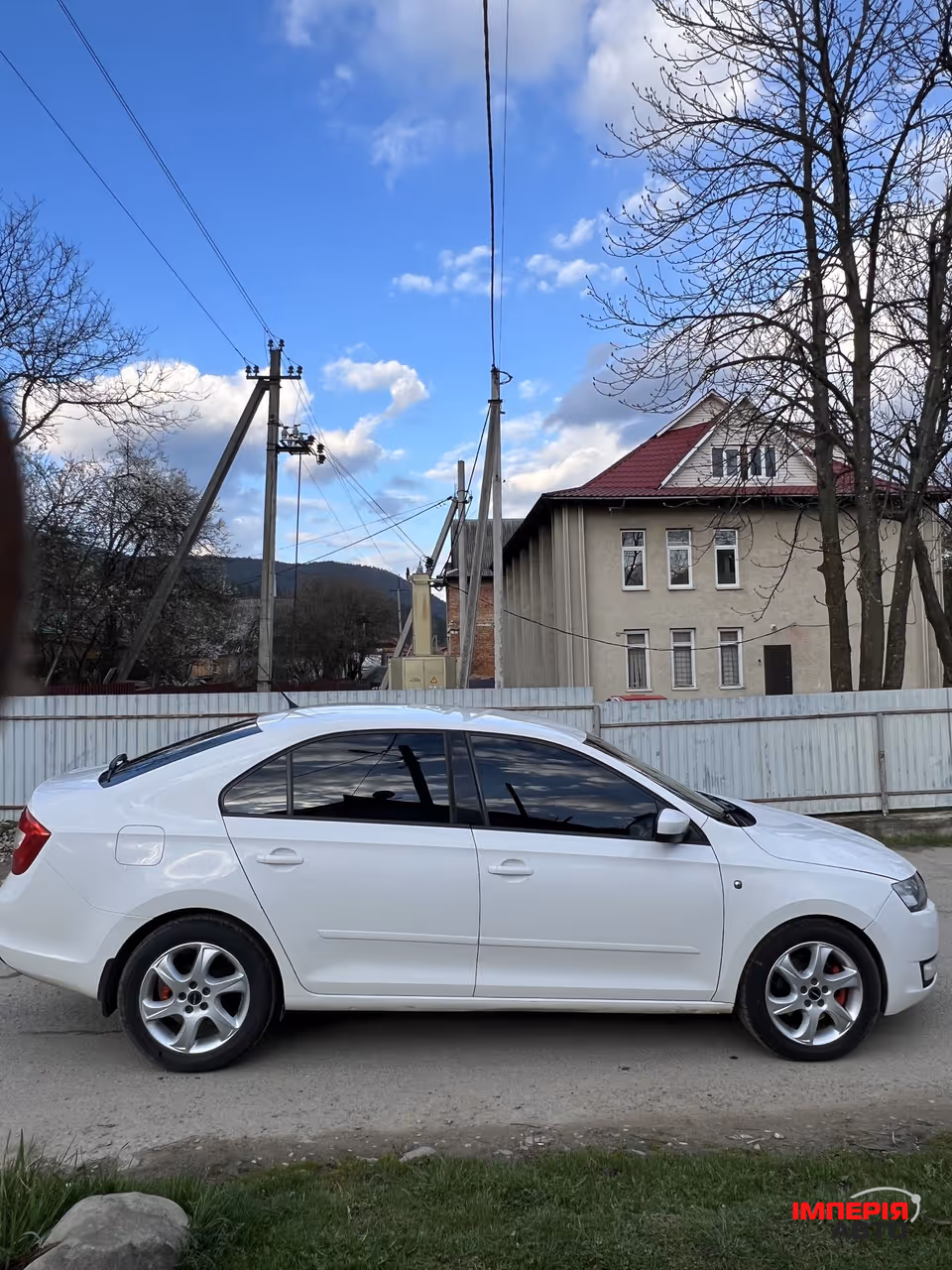 Skoda Rapid - фото 20