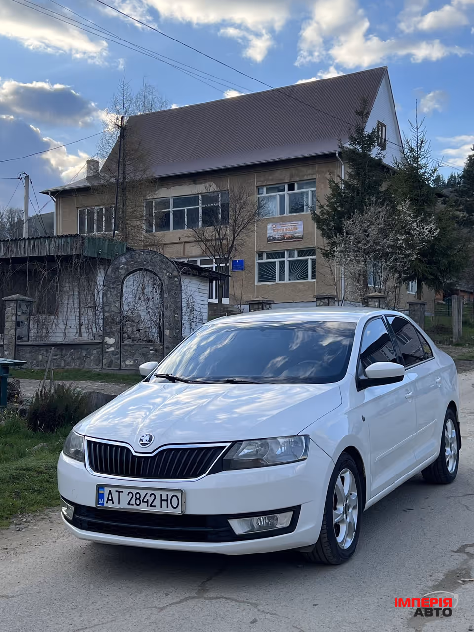 Skoda Rapid - фото 16
