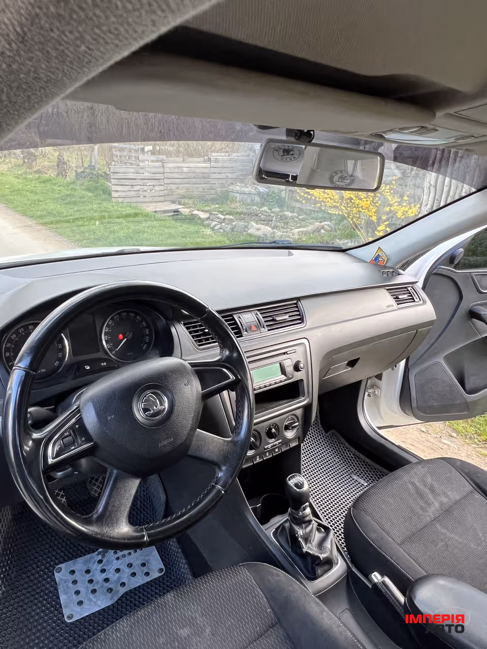 Skoda Rapid - фото 5