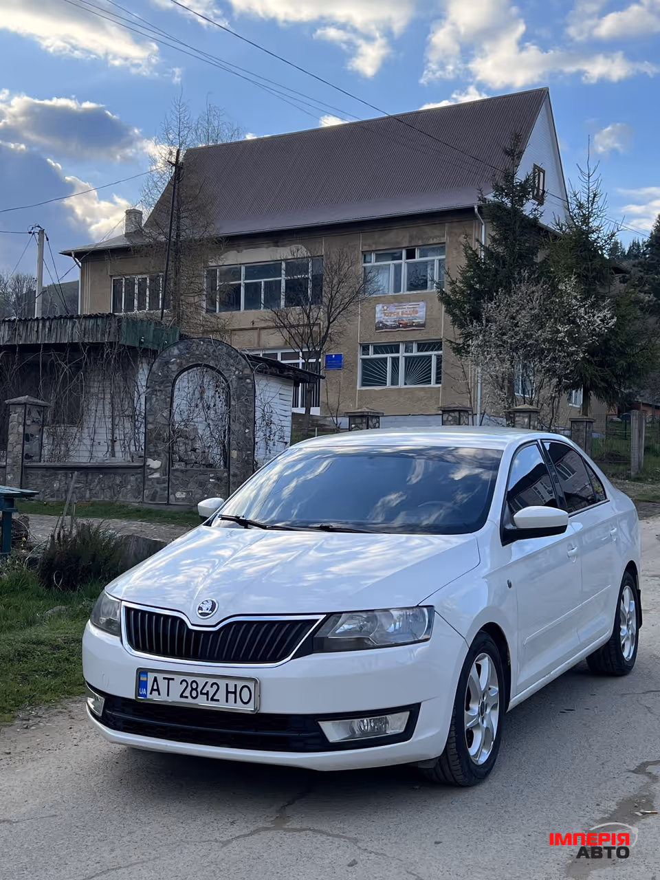 Skoda Rapid - фото 17