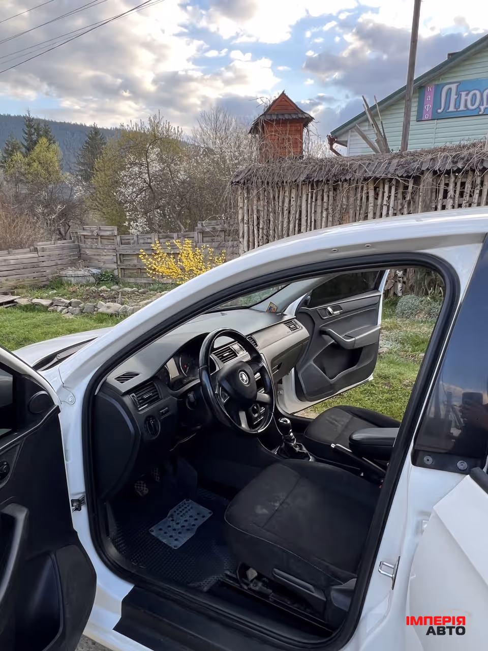 Skoda Rapid - фото 10