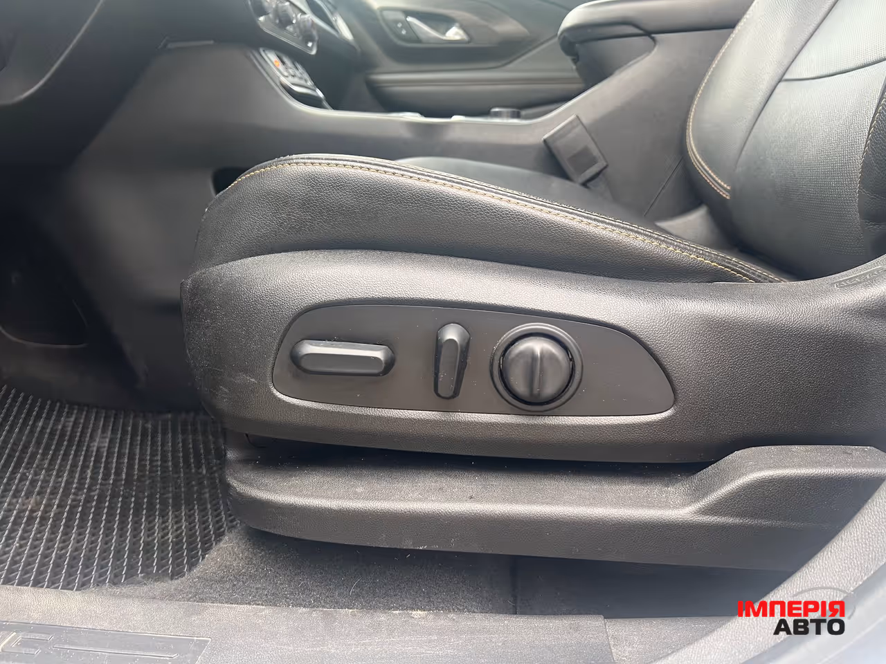 GMC Terrain - фото 12
