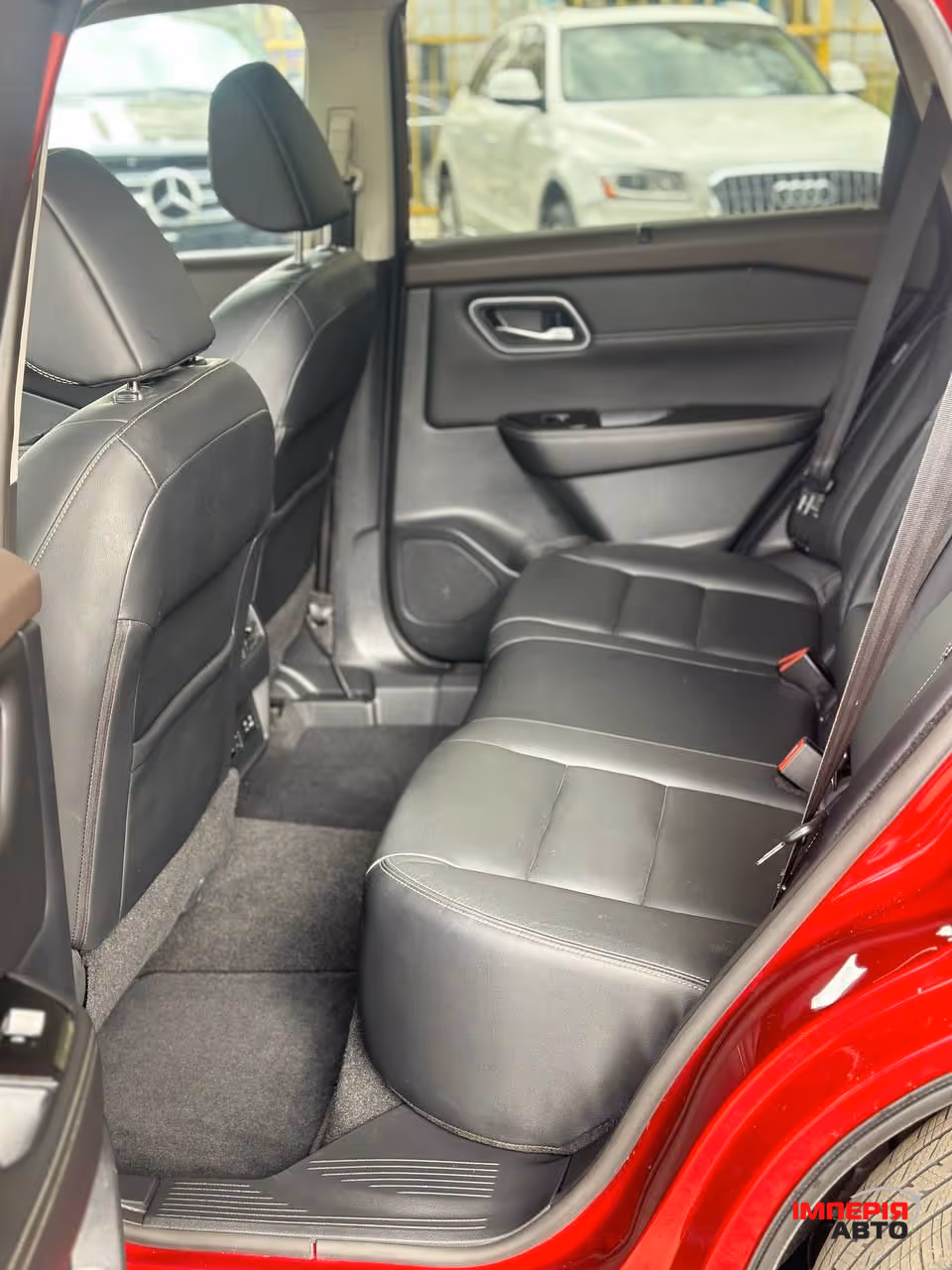 Nissan Rogue - фото 5