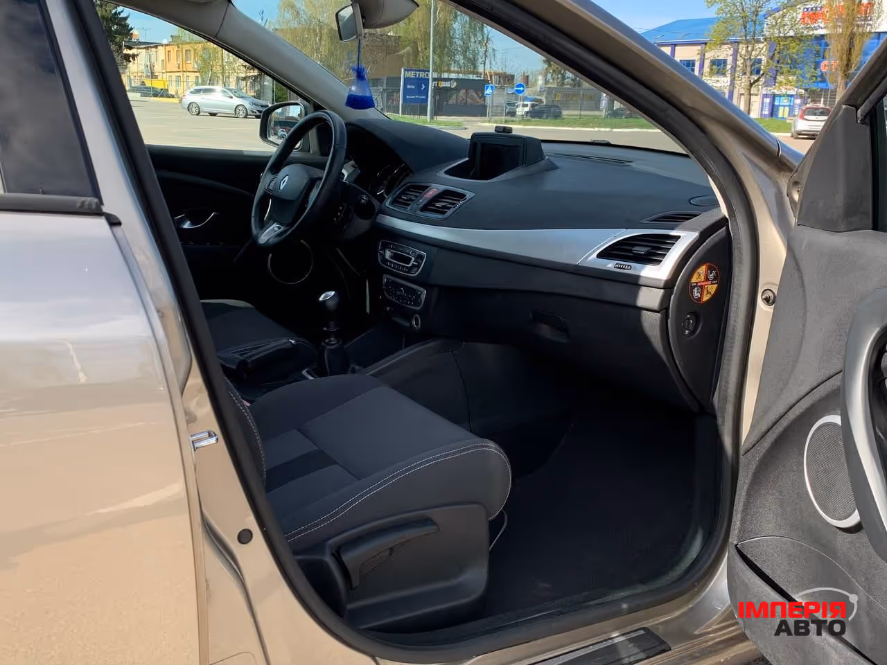 Renault Megane - фото 15