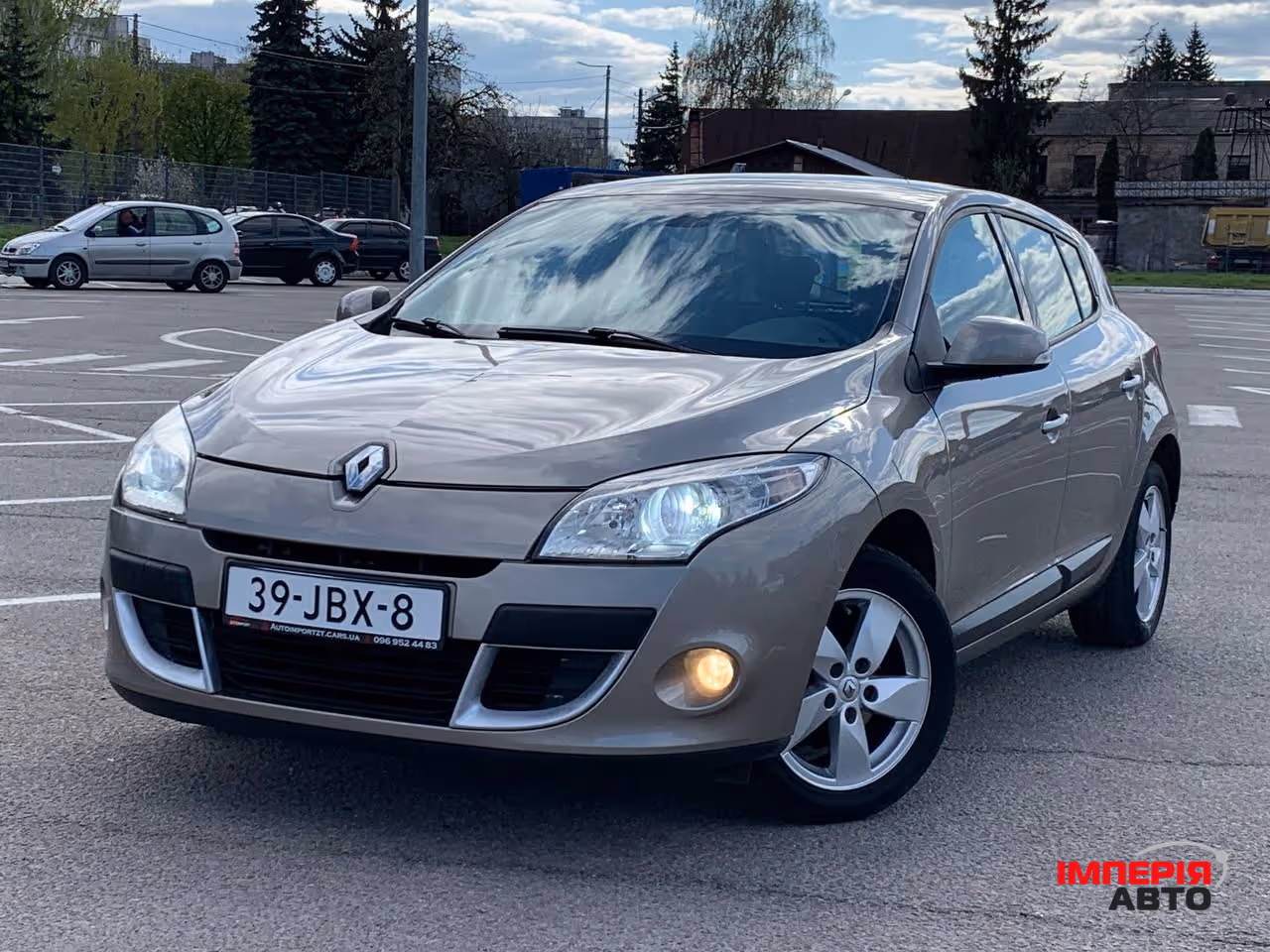 Renault Megane - фото 2