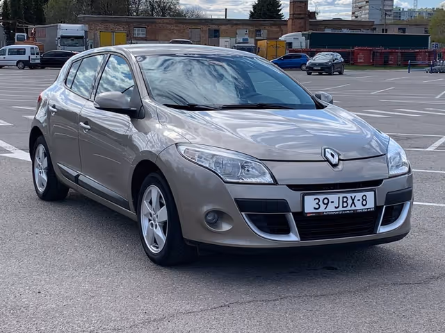 Renault Megane - фото 5