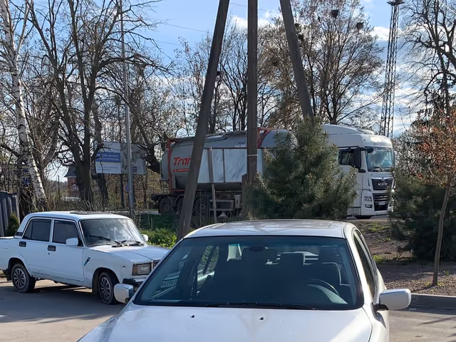 BMW 5 серії - фото 1