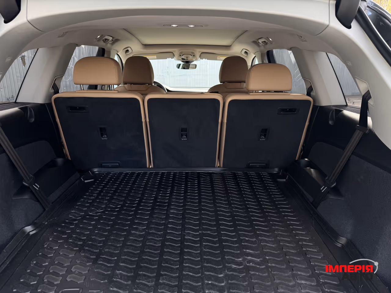 Audi Q7 - фото 7