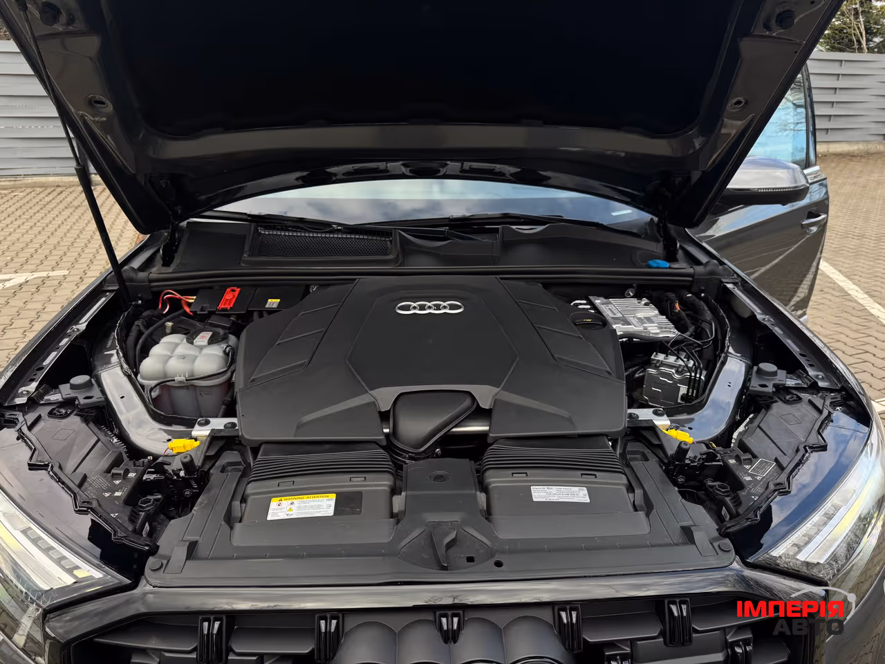 Audi Q7 - фото 38