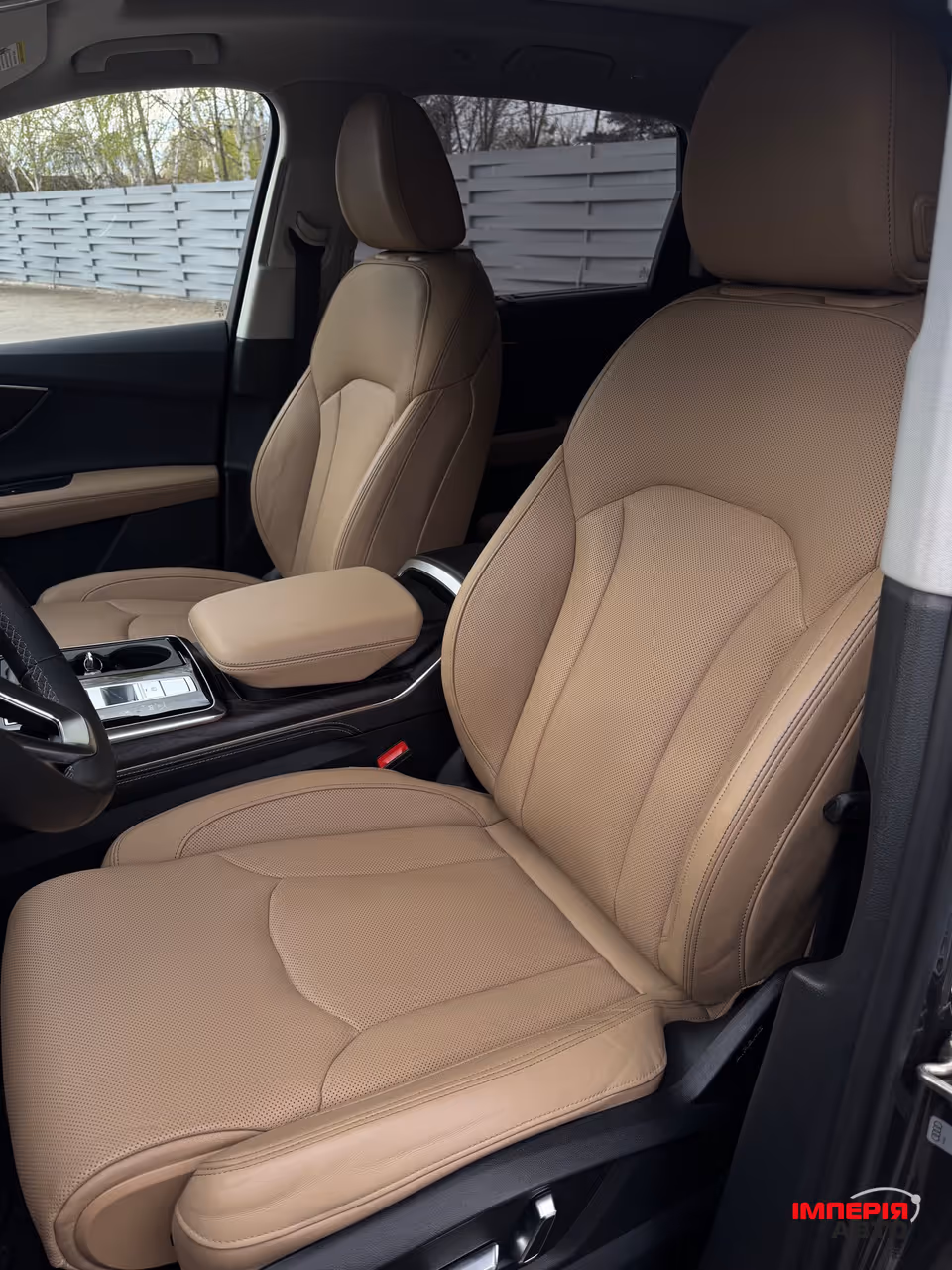 Audi Q7 - фото 4