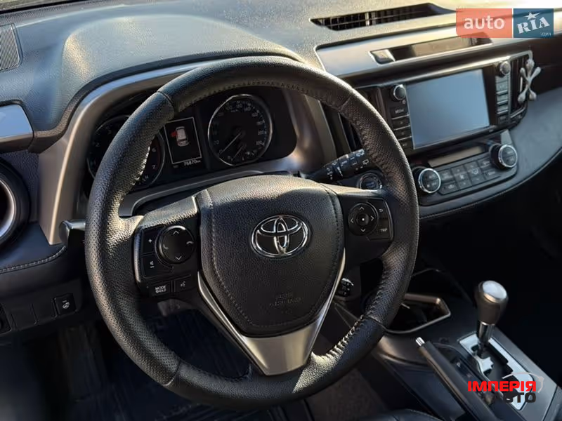 Toyota RAV4 - фото 15