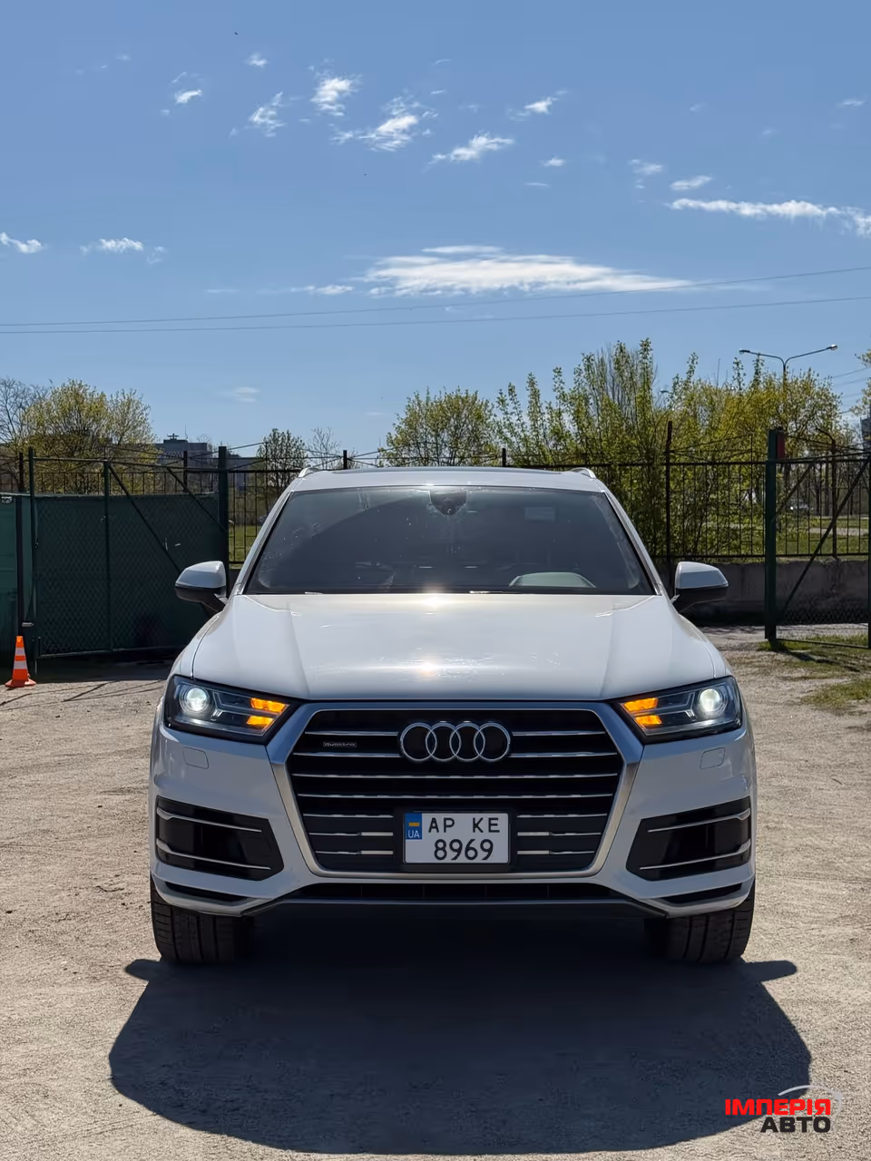 Audi Q7 - фото 3