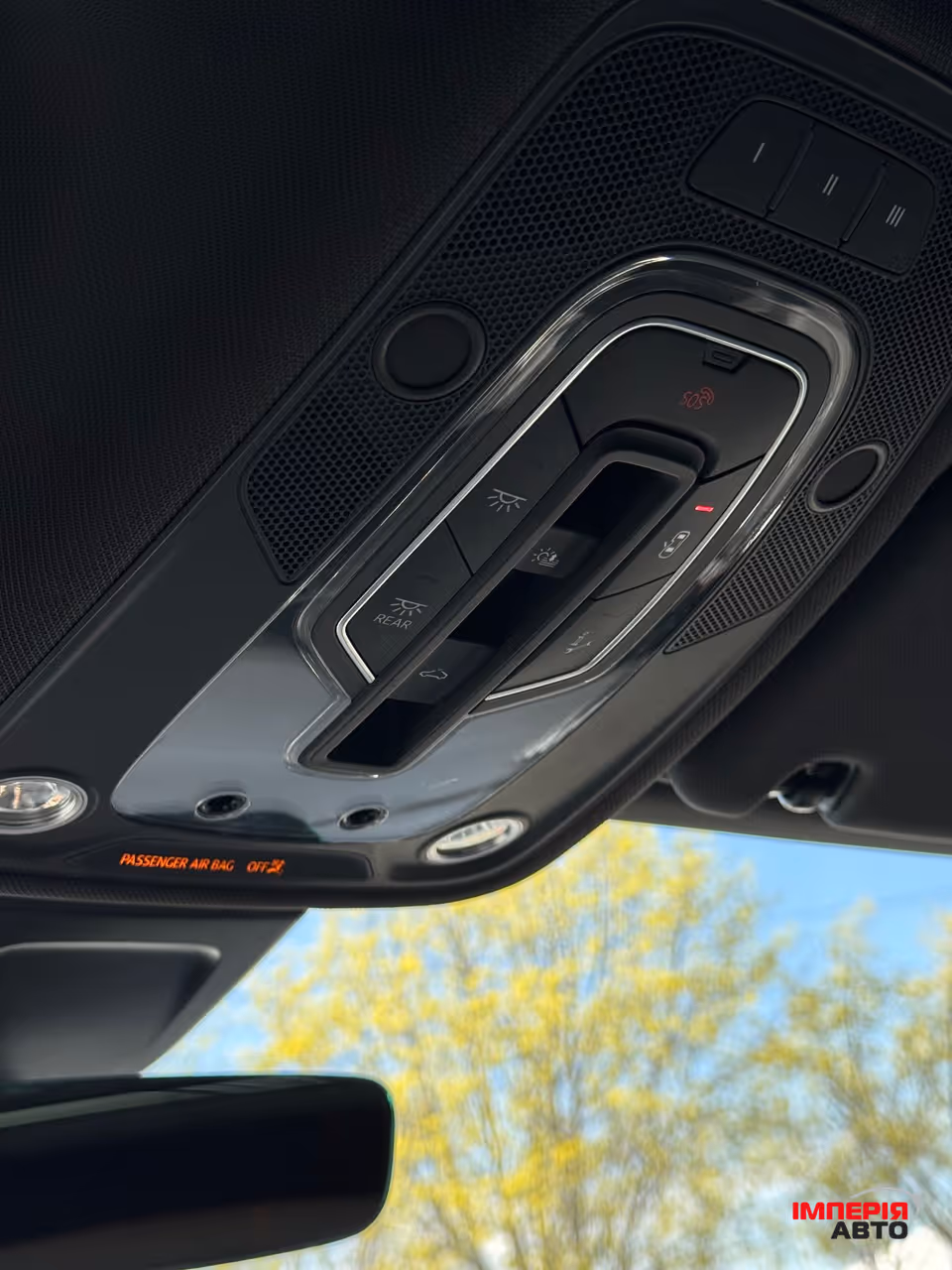 Audi Q7 - фото 19