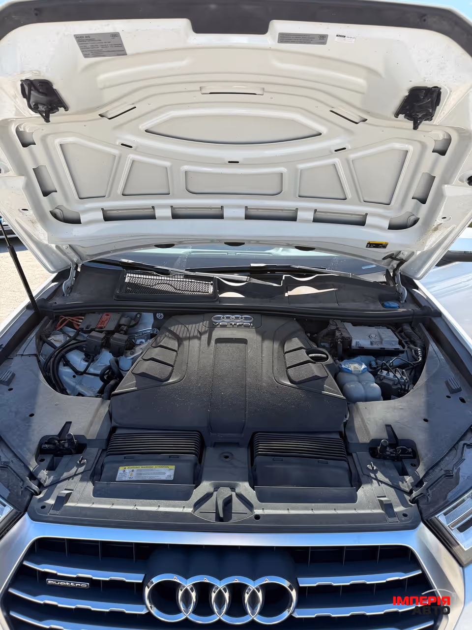 Audi Q7 - фото 9