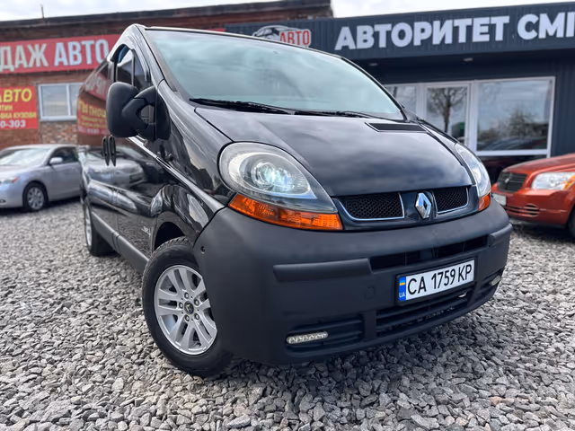 Renault Trafic - фото 1