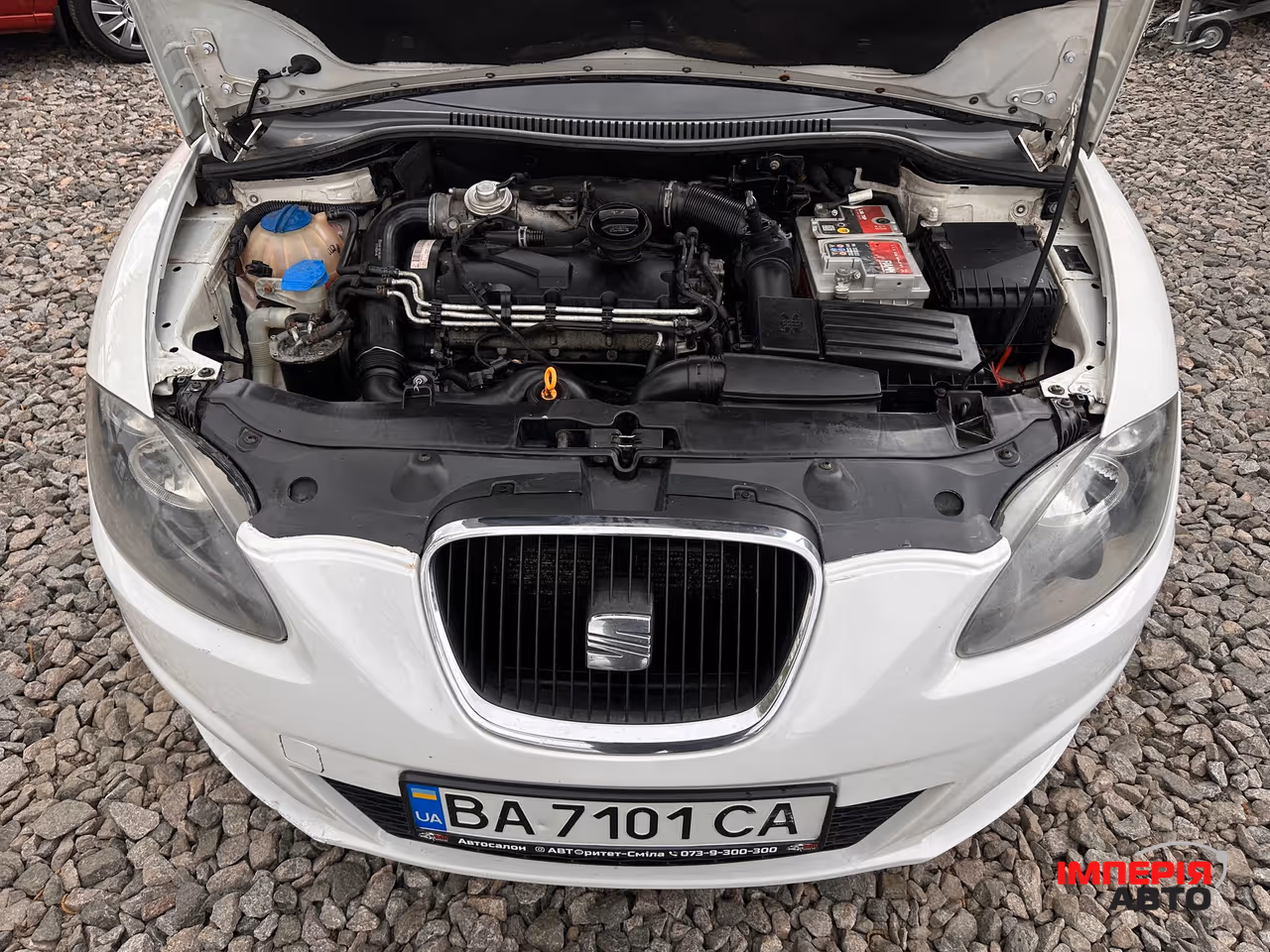 SEAT Leon Cupra - фото 4