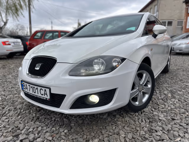 SEAT Leon Cupra - фото 2