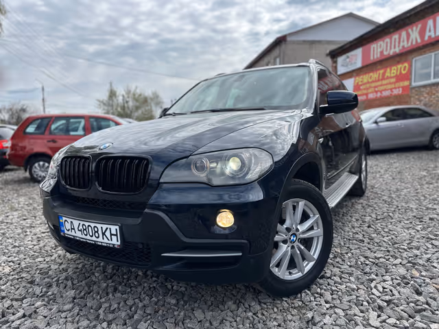 BMW X5 - фото 2