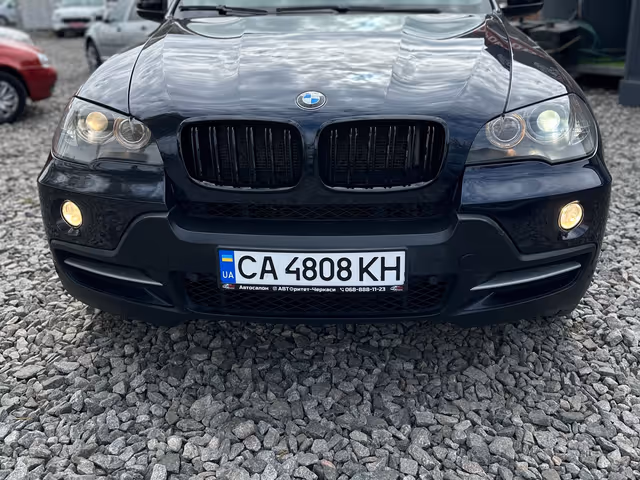 BMW X5 - фото 3