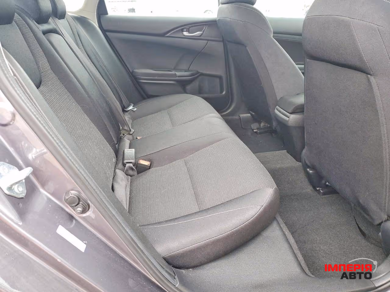 Honda Insight - фото 9