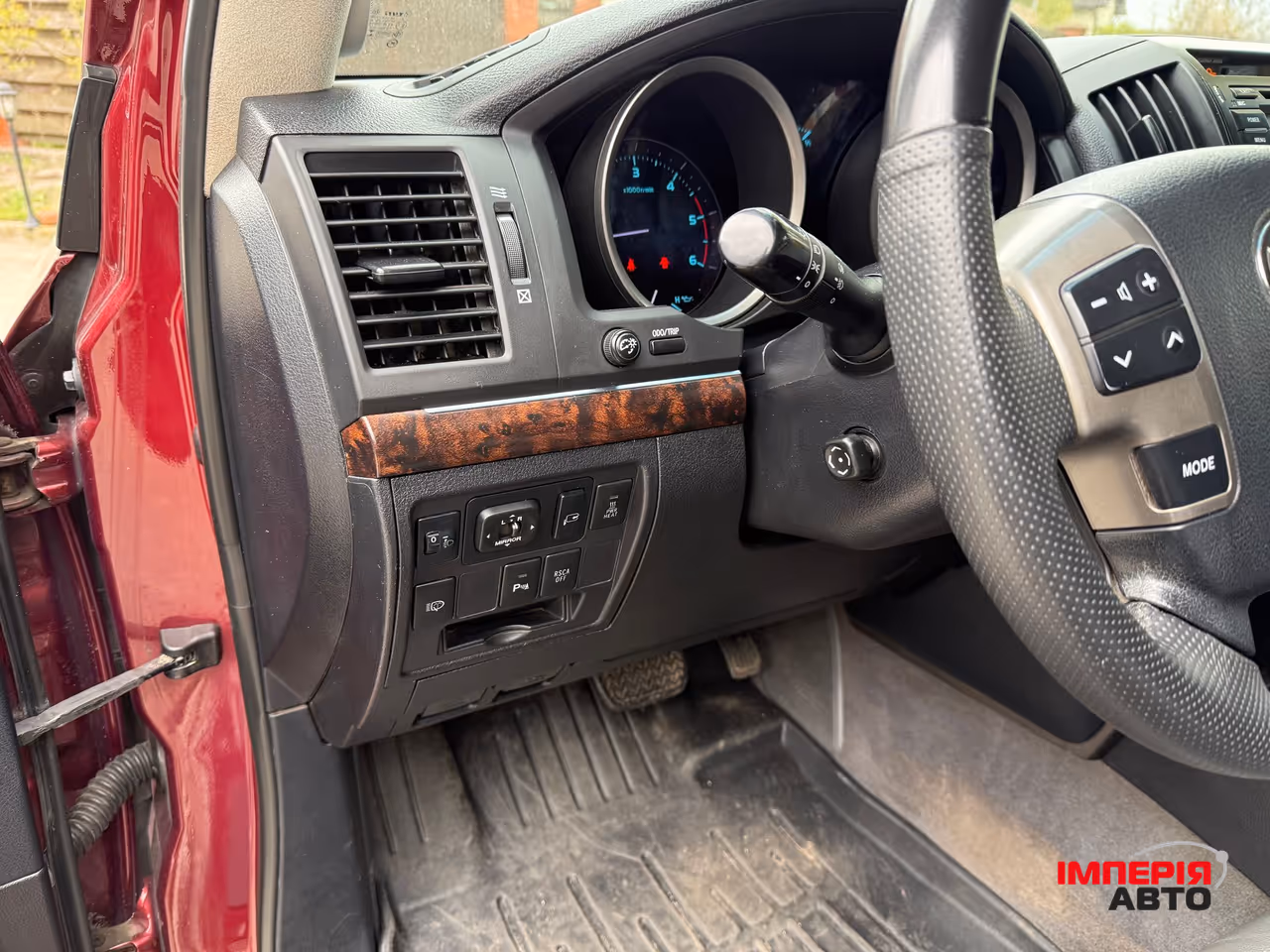 Toyota Land Cruiser - фото 12