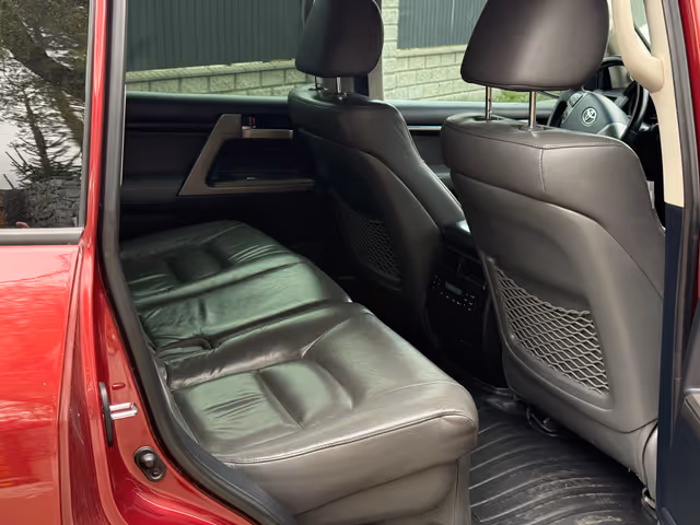 Toyota Land Cruiser - фото 4