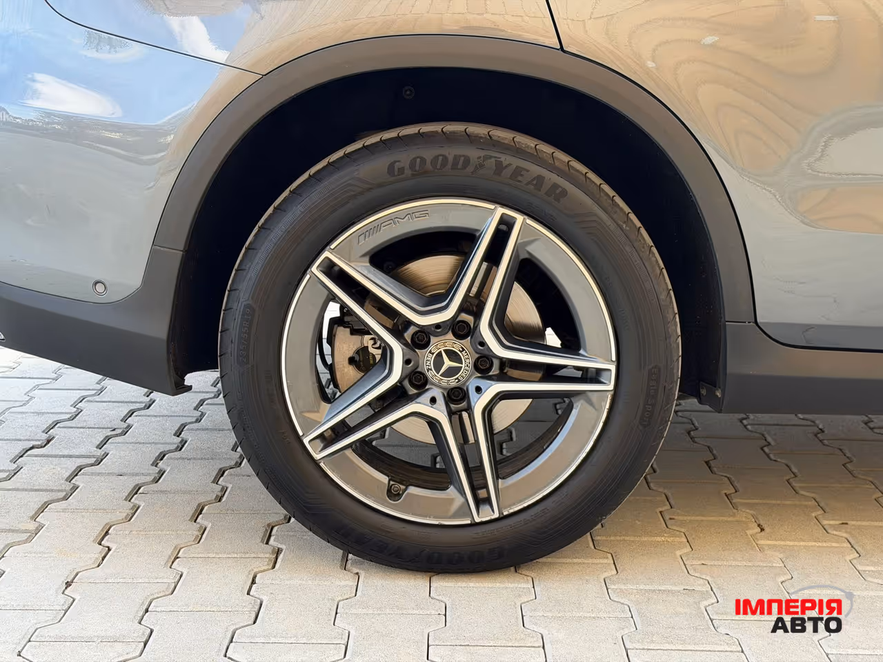 Mercedes-Benz GLC - фото 12