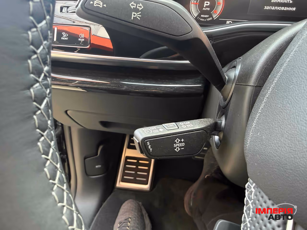 Audi Q8 - фото 32