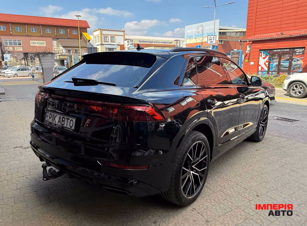 Audi Q8 - фото 9