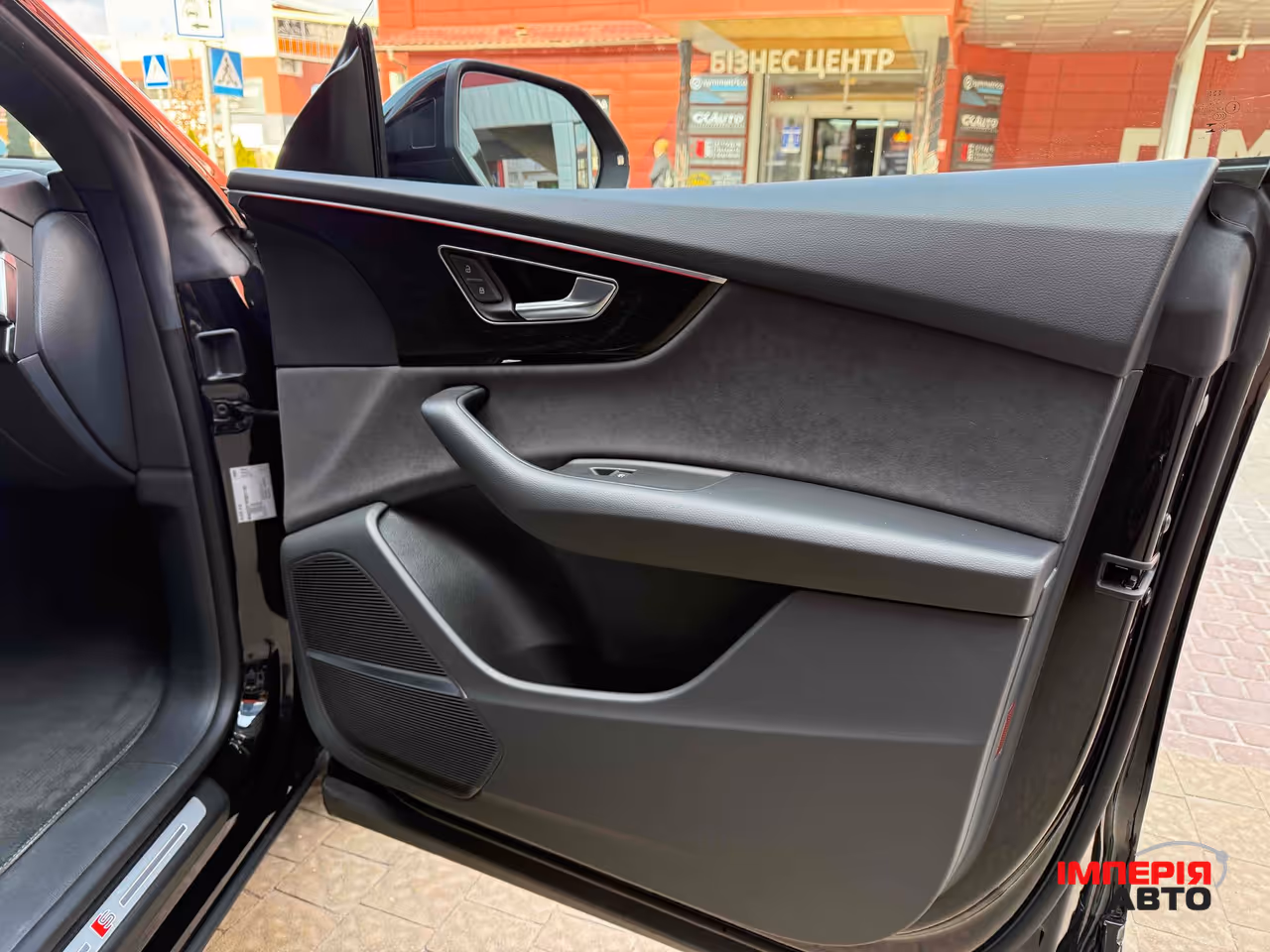 Audi Q8 - фото 56