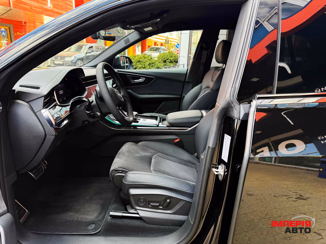 Audi Q8 - фото 22