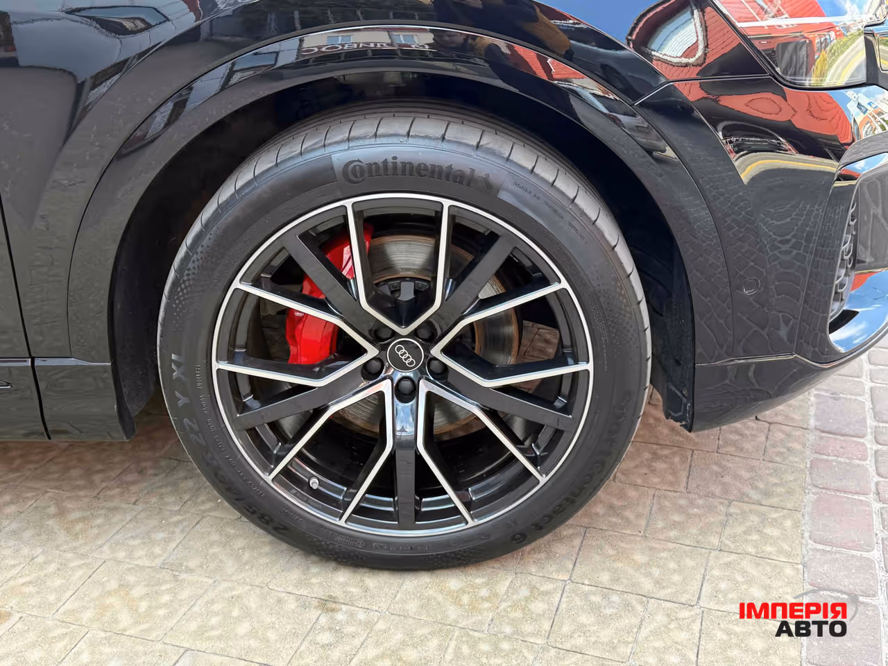 Audi Q8 - фото 6