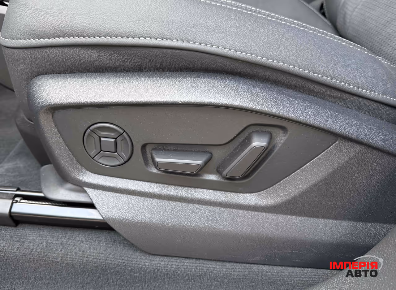 Audi Q8 - фото 23
