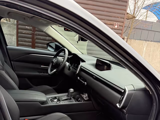 Mazda CX-50 - фото 4