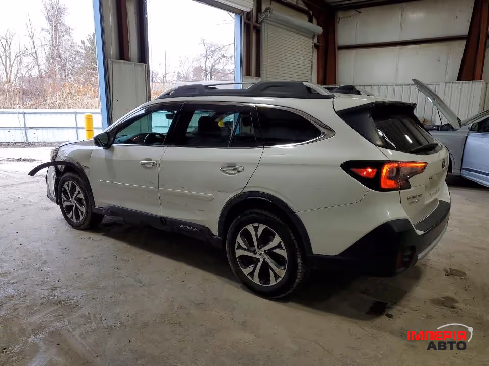 Subaru Outback - фото 7