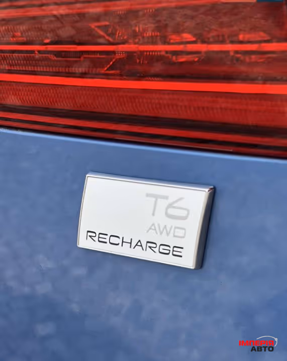 Volvo XC60 - фото 7