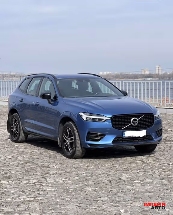 Volvo XC60 - фото 1