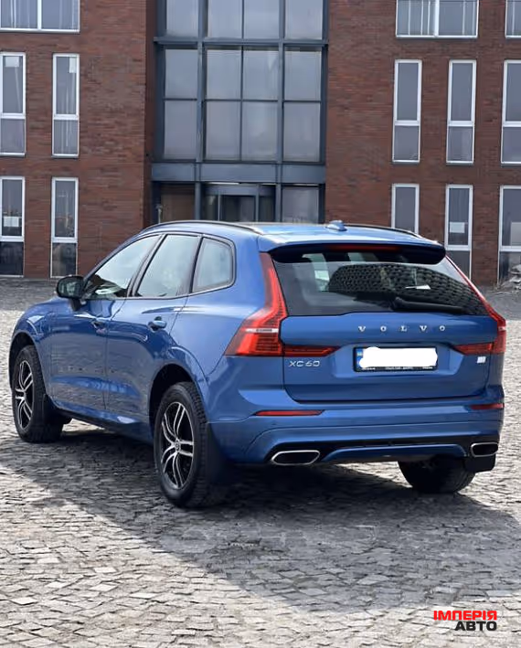 Volvo XC60 - фото 6