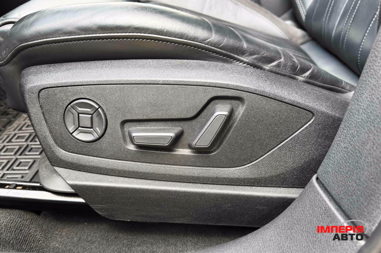 Audi e-tron - фото 17