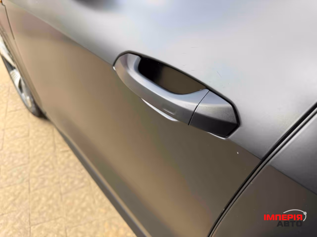 Audi e-tron - фото 11