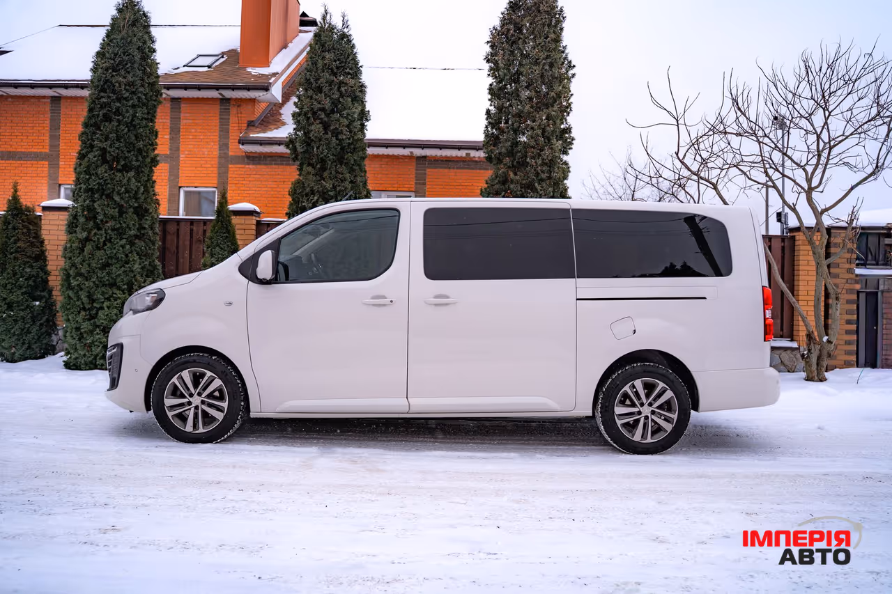 Peugeot Traveller - фото 1