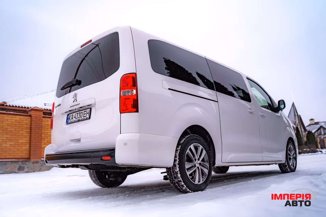Peugeot Traveller - фото 4