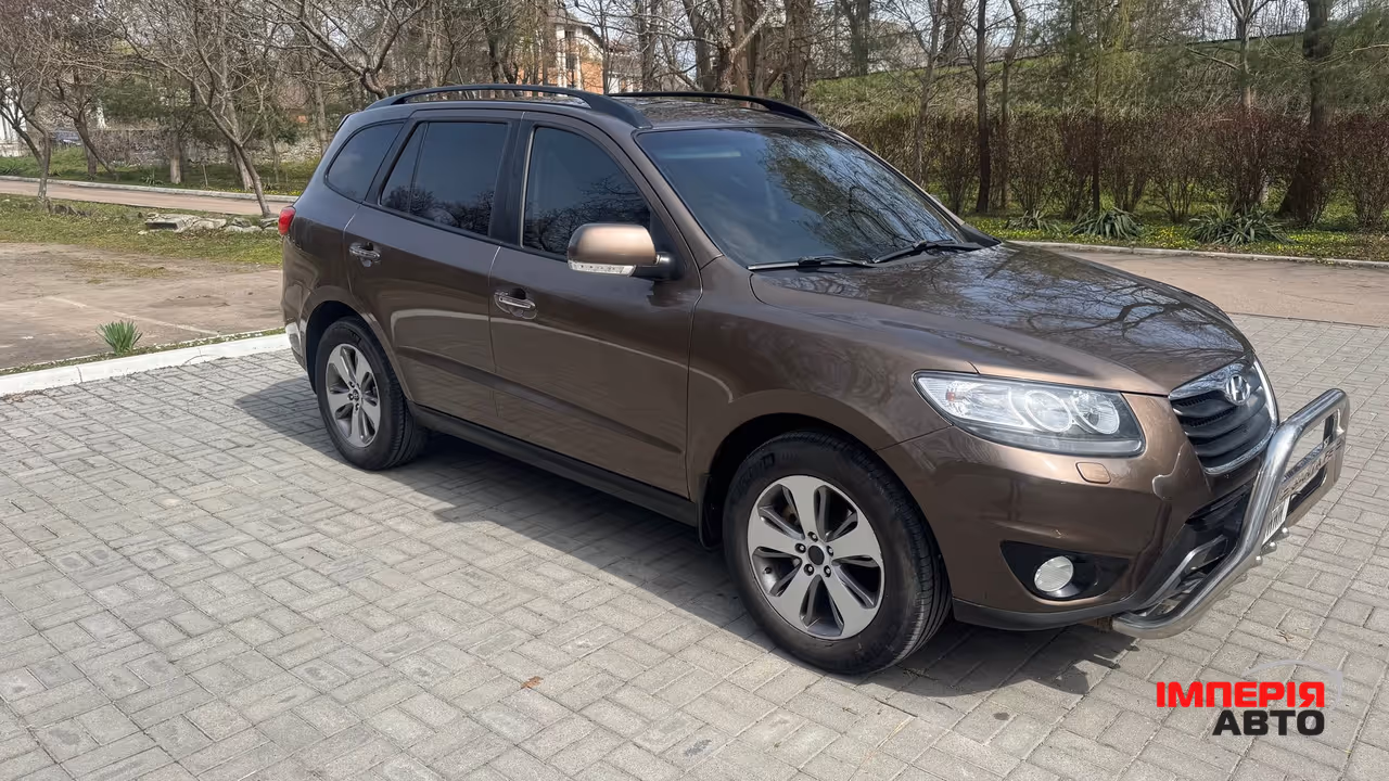 Hyundai Santa Fe - фото 1