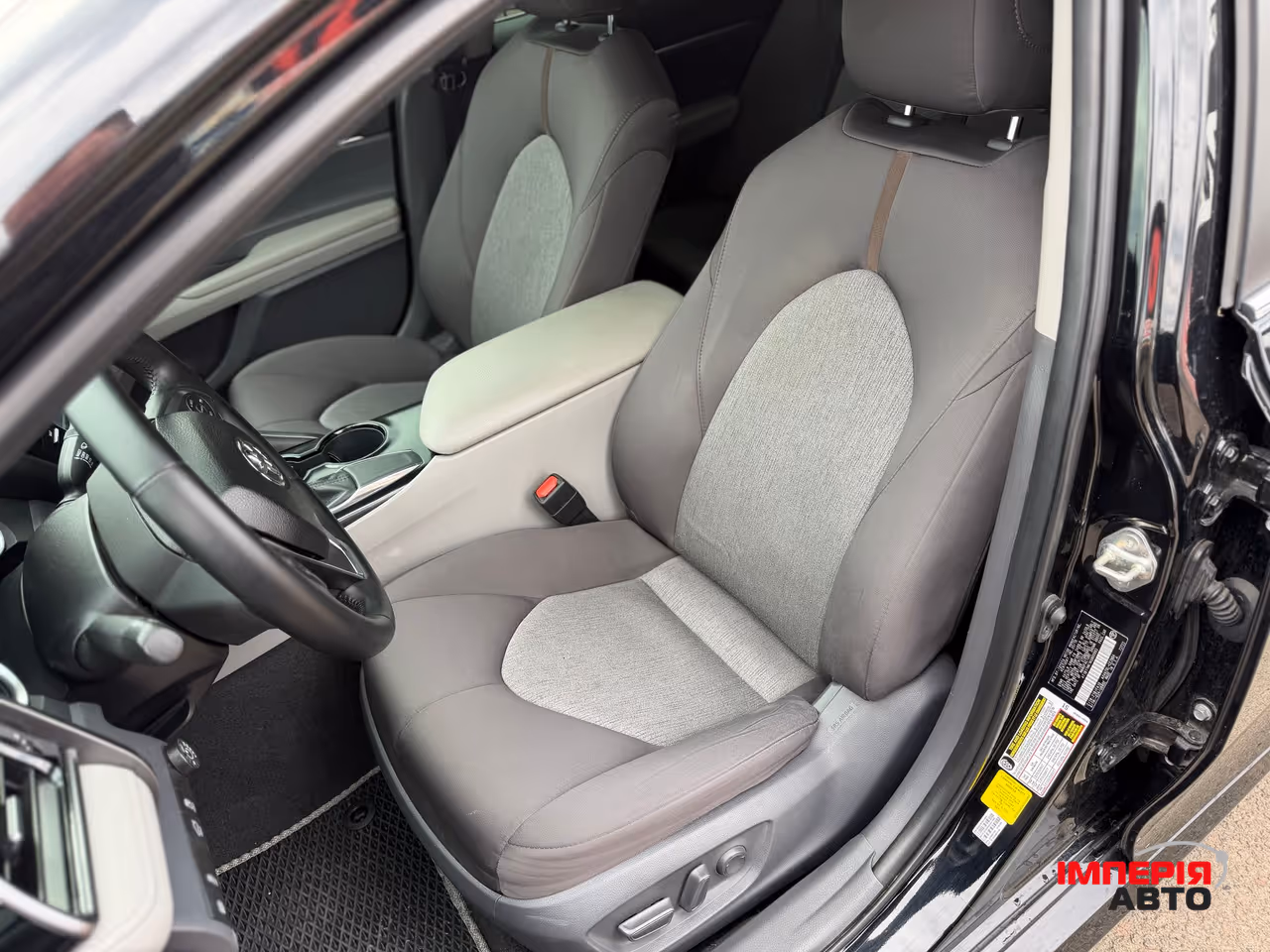 Toyota Camry - фото 6