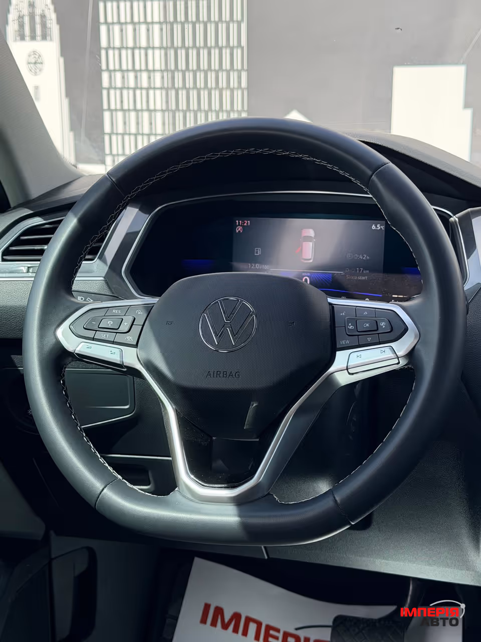 Volkswagen Tiguan - фото 7