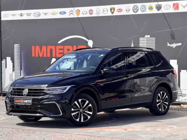 Volkswagen Tiguan - фото 1