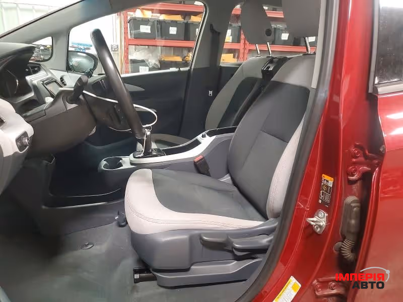 Chevrolet Bolt - фото 8