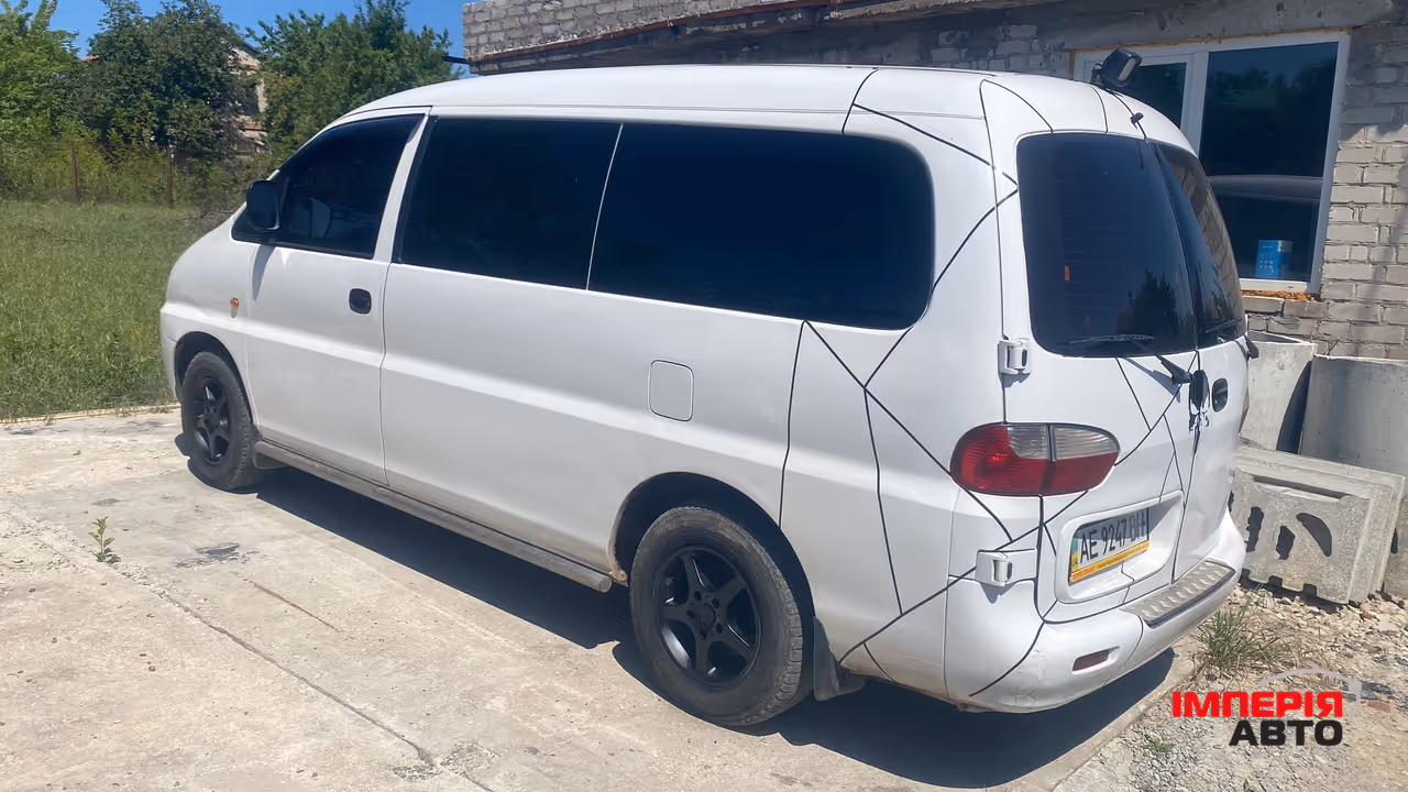Hyundai H-1 - фото 2