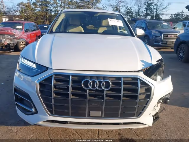 Audi Q5 - фото 2