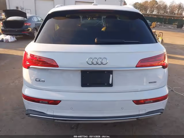 Audi Q5 - фото 3